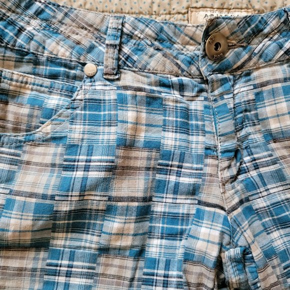 Arizona Jeans Teal Plaid Patchwork Boho Shorts Junior Size 7 - Picture 3 of 7